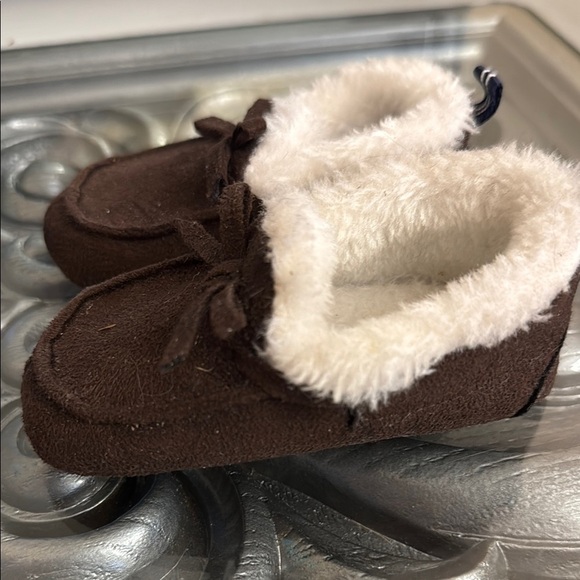 Nautica 4 Baby Mocassin Turtle Caye Cozy Brown Slippers with Faux Fur Lining - Picture 1 of 8